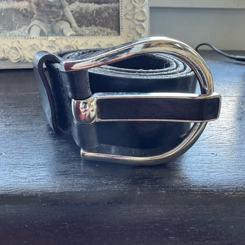Italian leather, black belt, Banana Republic